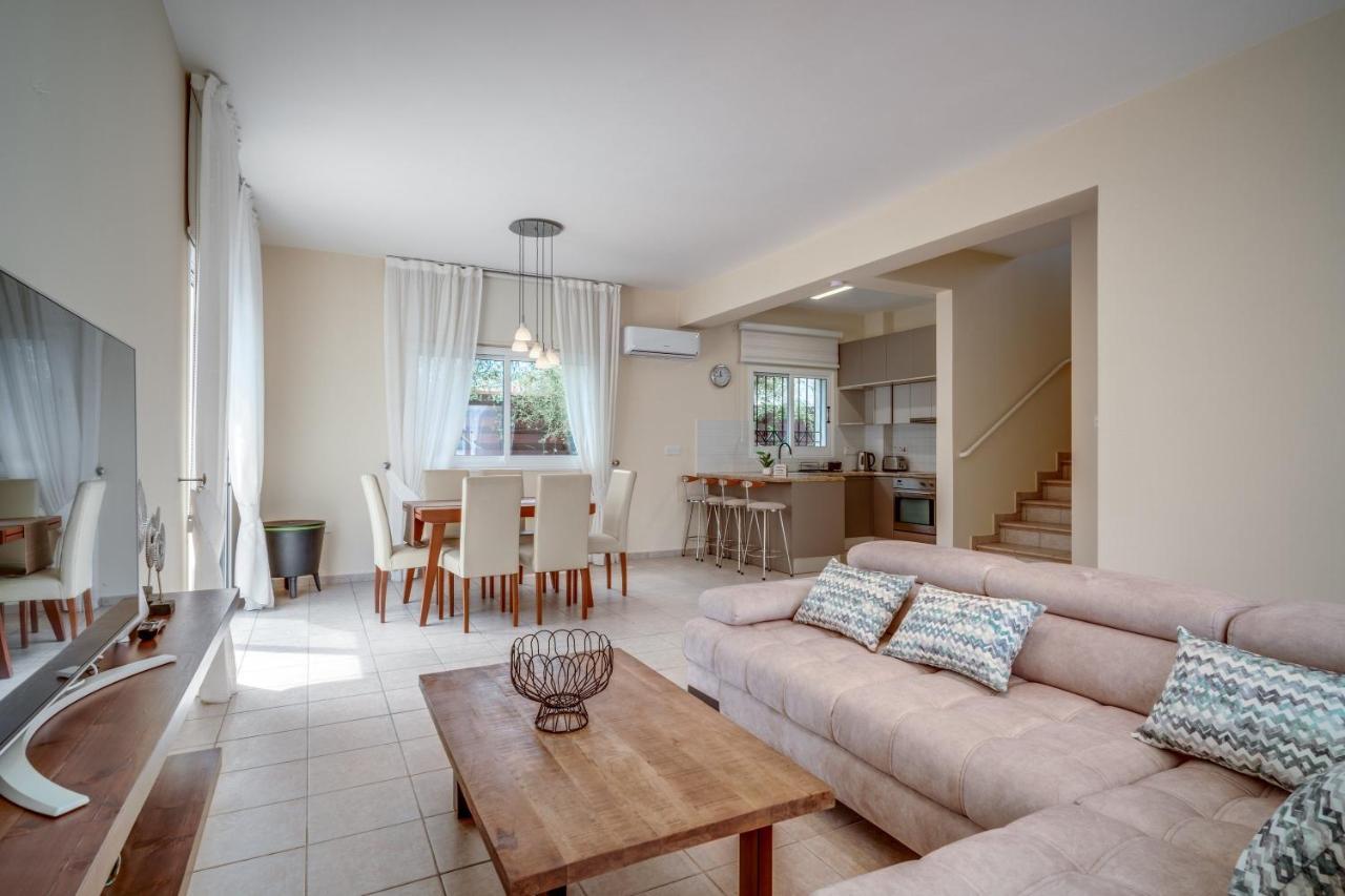 Anafi A4 Villa Paralimni Exterior foto