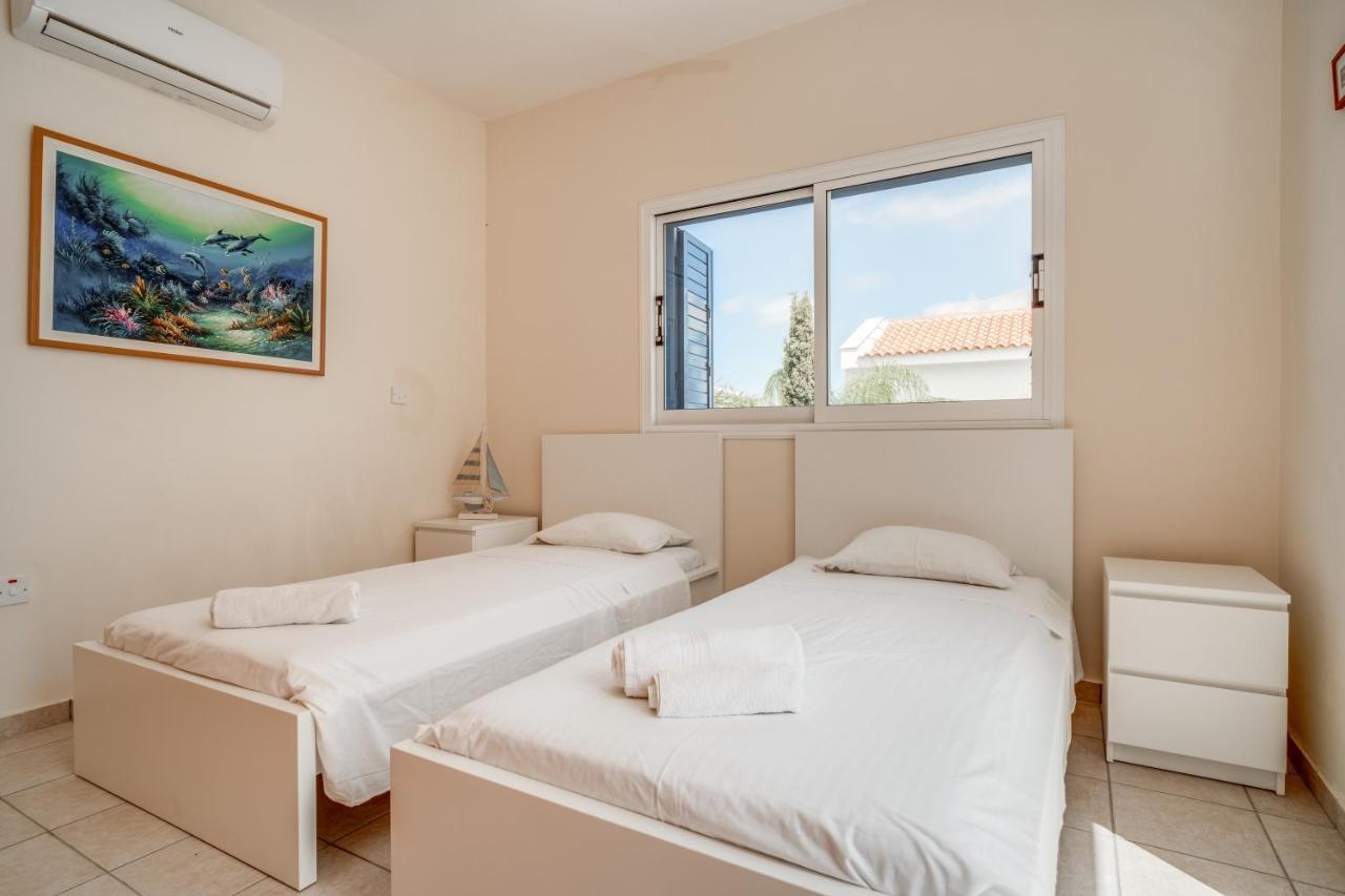 Anafi A4 Villa Paralimni Exterior foto