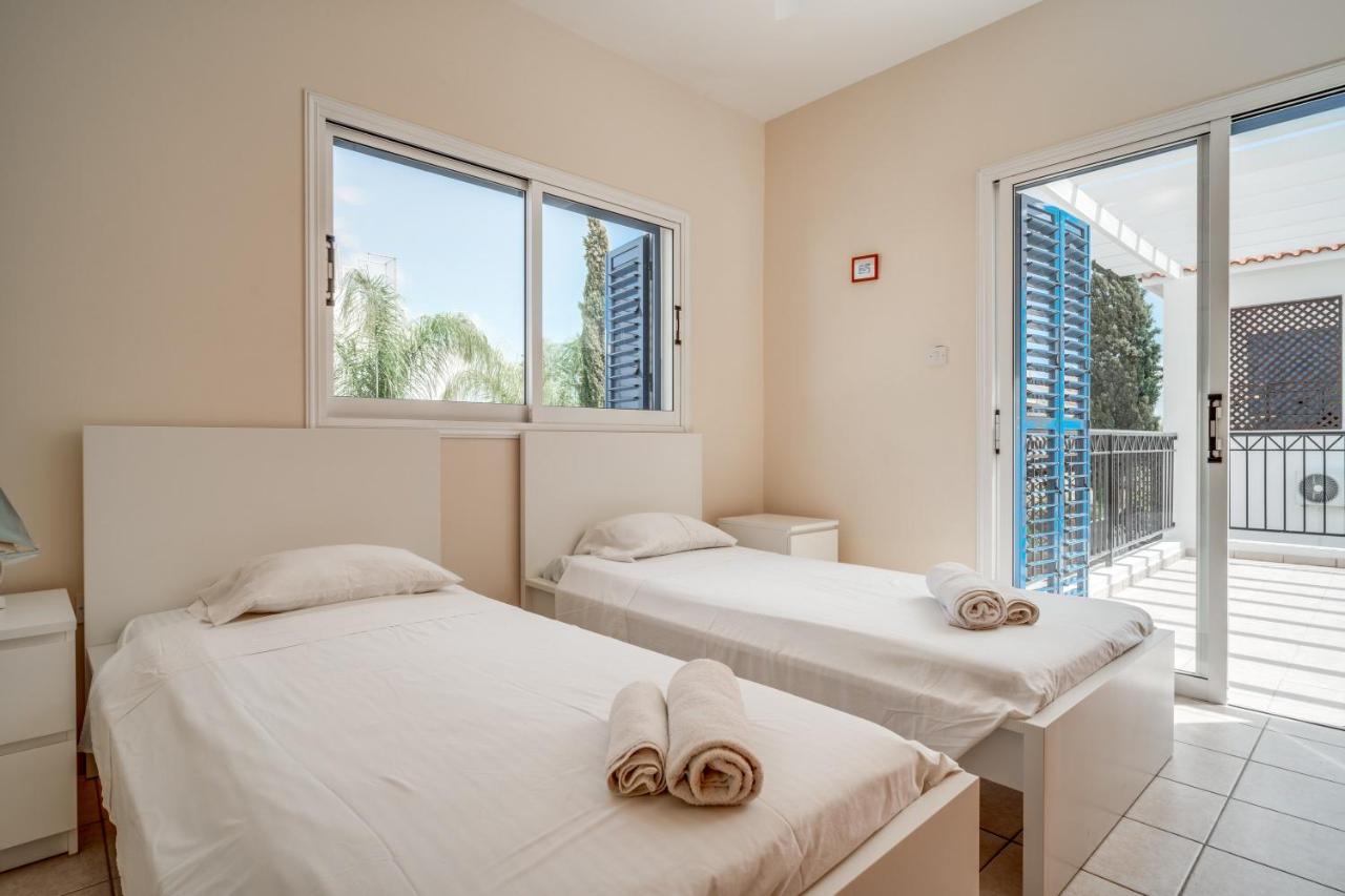 Anafi A4 Villa Paralimni Exterior foto